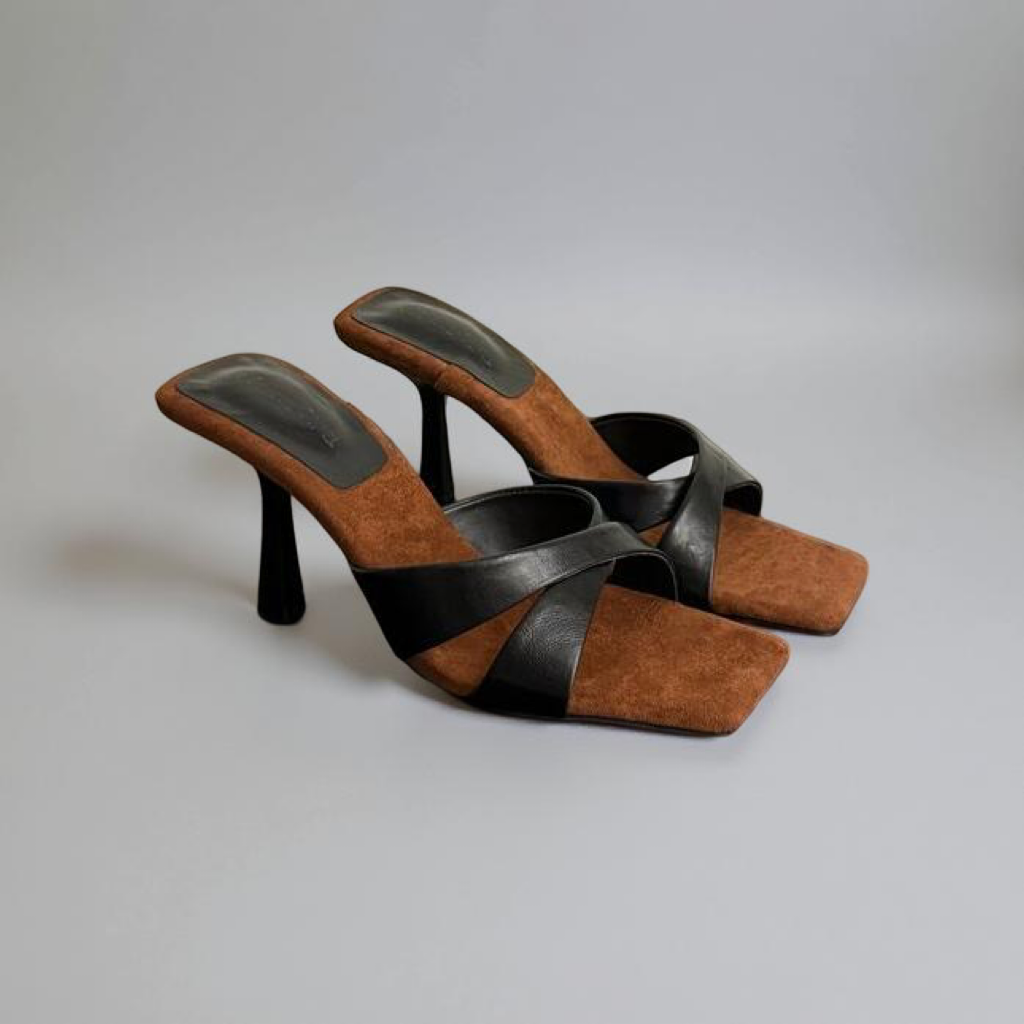 Smooth Operator in Black