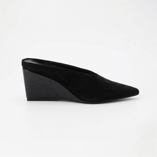 Lil Baddie - Black Pointed Toe Wedge Mule Heel